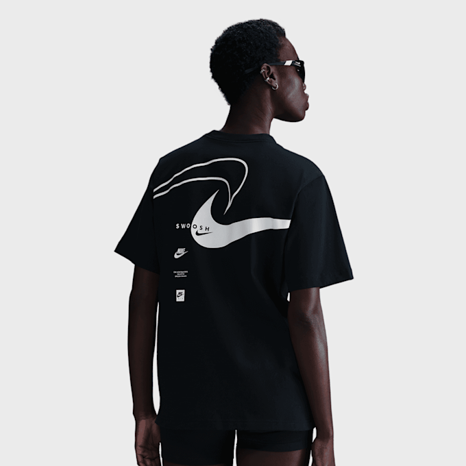 Nike Sportswear Club Short Sleeve T-Shirt crna 46513 2