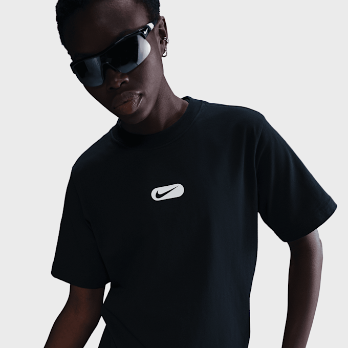 Nike Sportswear Club Short Sleeve T-Shirt noir 46513 3