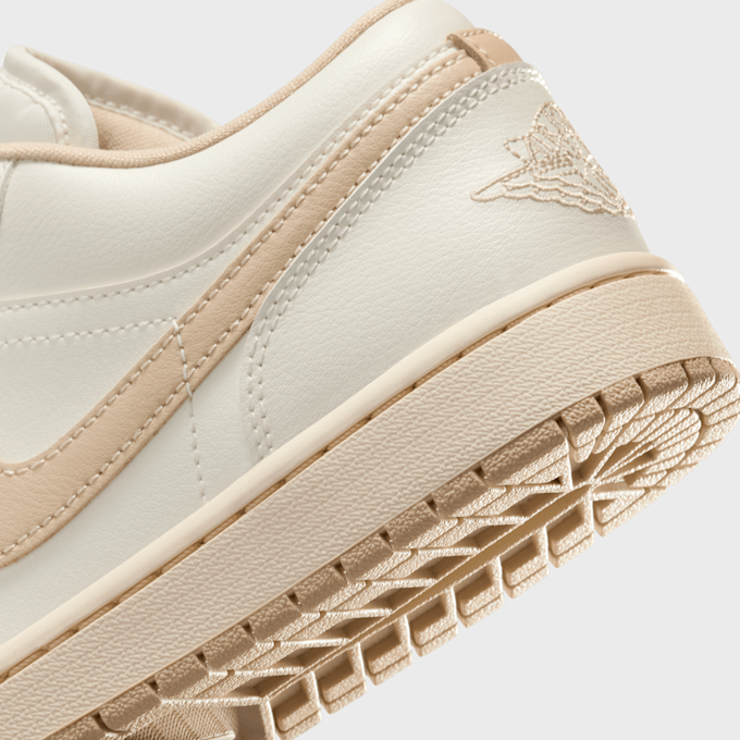 Jordan Air Jordan 1 Low beige 46555 8
