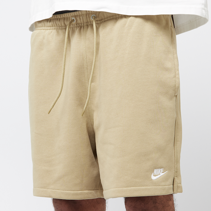 Nike   Club Flow French-Terry Shorts beige 46596 3