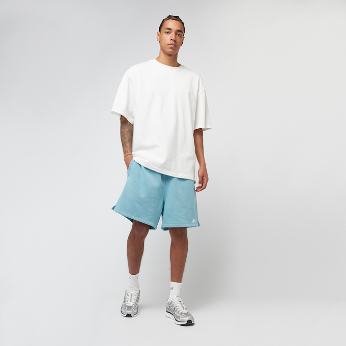 Nike Club Flow French Terry Shorts bleu 46606 5