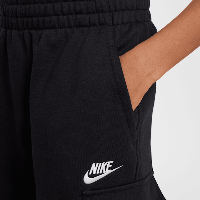 Nike Junior Sportswear Club French-Terry Cargo Short Low Brand Read crna 46622 4