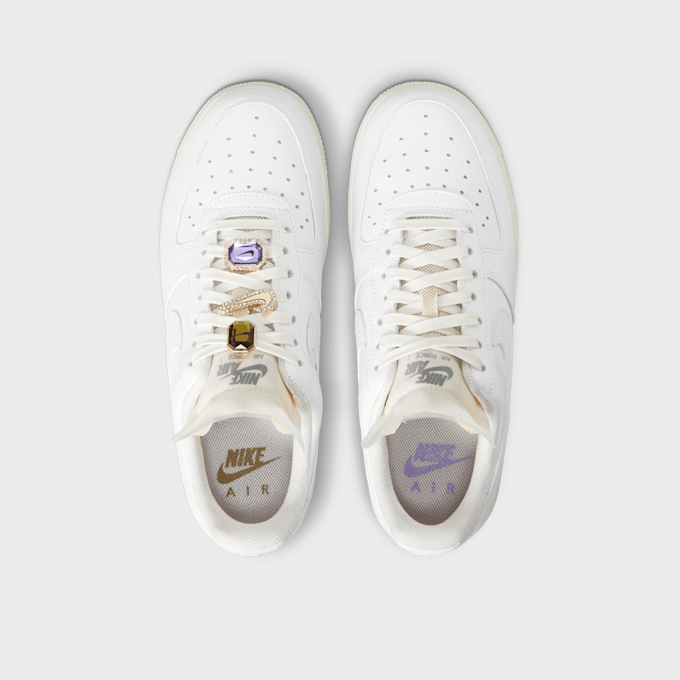 Nike WMNS Air Force 1 Low Premium wit 46691 6