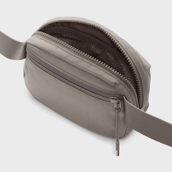 Nike Aura Crossbody Bag gris 46708 5
