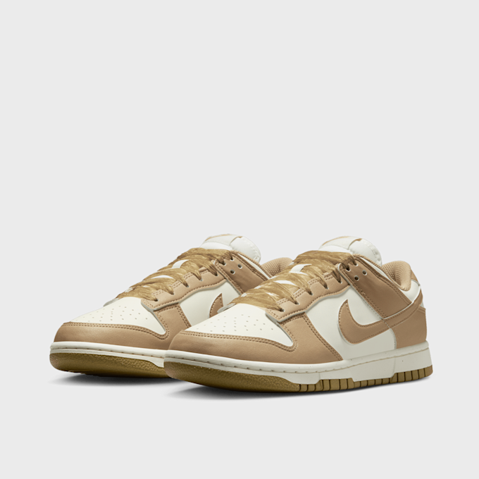 Nike WMNS Dunk Low Next Nature beige 46749 4