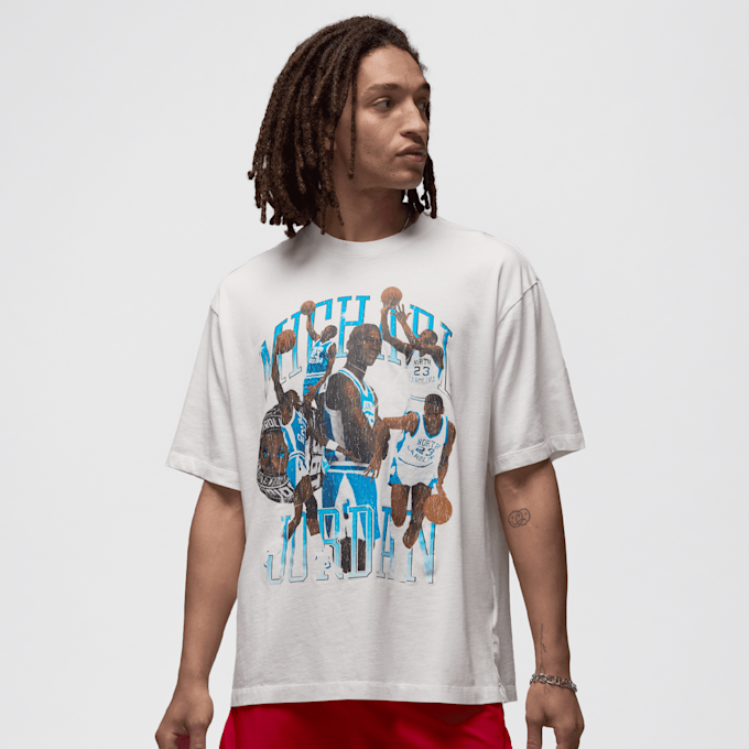 Jordan Flight Essentials Graphic T-Shirt beige 46891 1