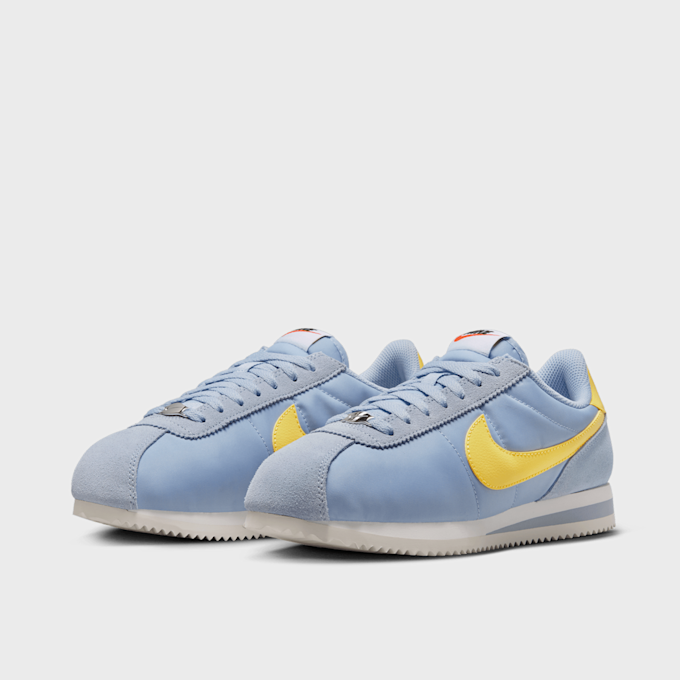 Nike WMNS Cortez blau 46900 4
