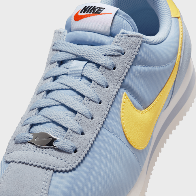 Nike WMNS Cortez blau 46900 7