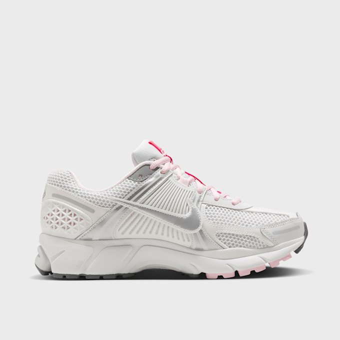 Nike WMNS Zoom Vomero 5 bianco 46903 2
