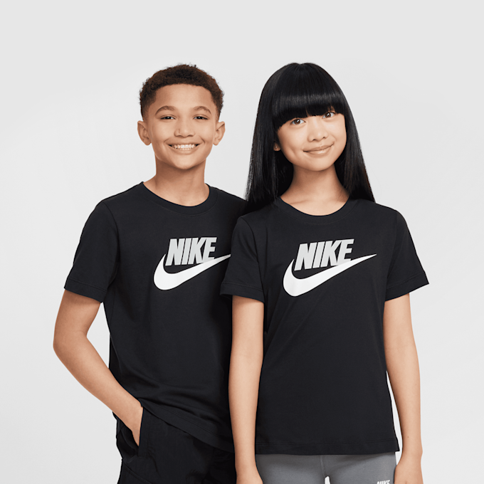 Nike Sportswear Tee Futura HBR schwarz 46939 1