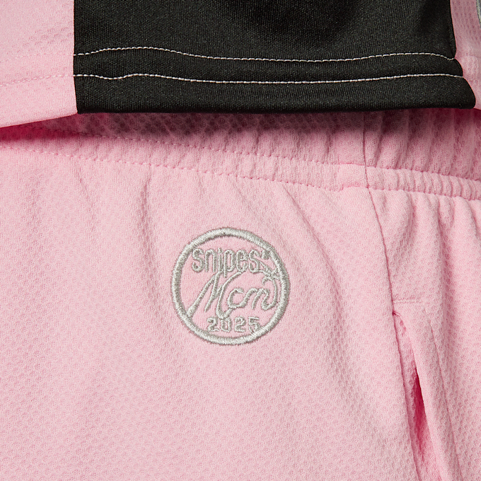 MCM x SNIPES Soccer Shorts lichtroze 47066 7