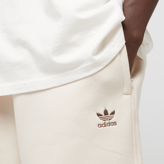 adidas Originals Essentials Shorts bege 47145 3