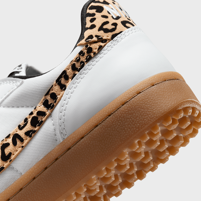 Nike WMNS Field General weiß 47211 8
