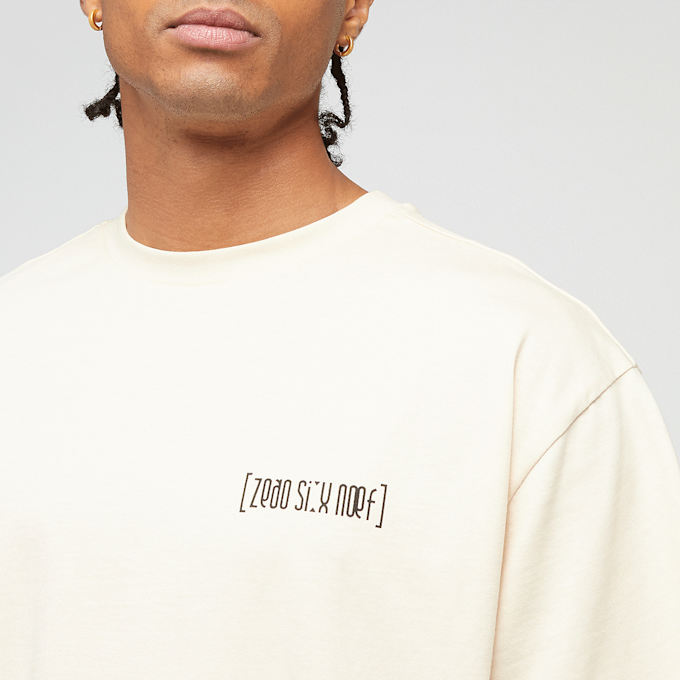 zəяo si:x nœf Primary Logo Community Tee beige 47261 3