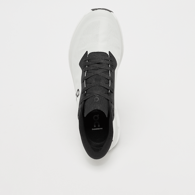 On Cloudzone bianco 47394 5