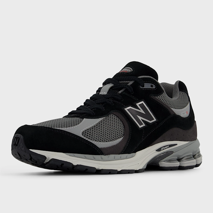 New Balance 2002 black noir 47597 2