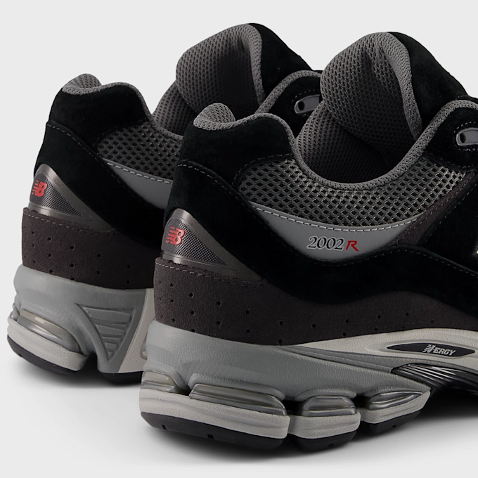 New Balance 2002 black noir 47597 7
