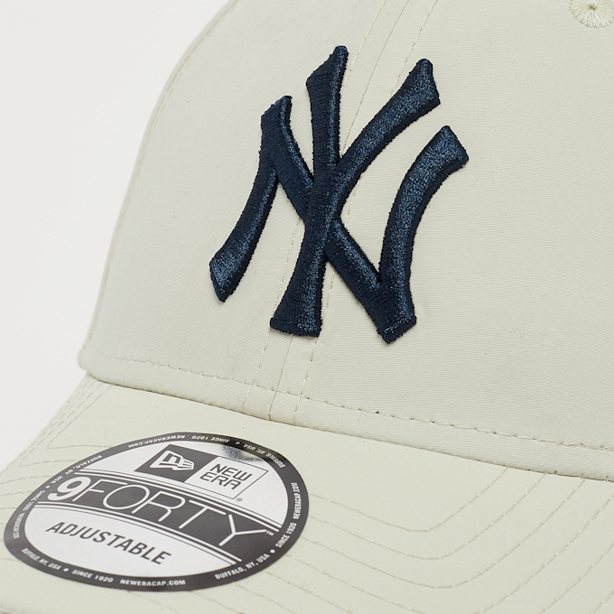 New Era 9Forty Recycled New York Yankees beige 47621 4