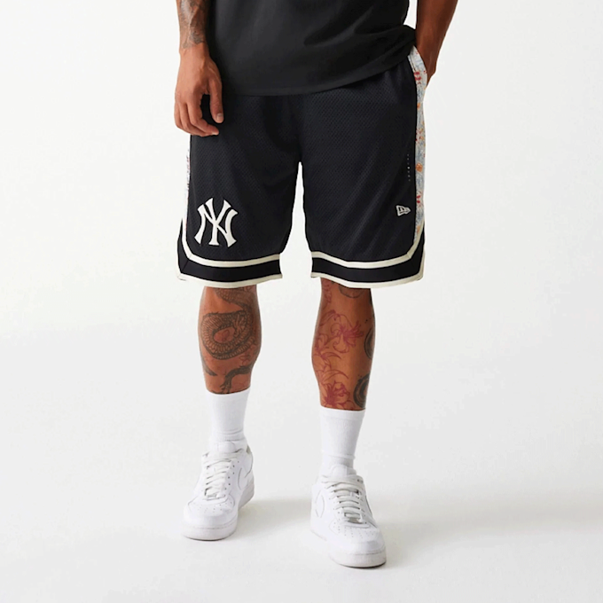New Era MLB Infill New York Yankees Mesh Shorts czarny 47720 1