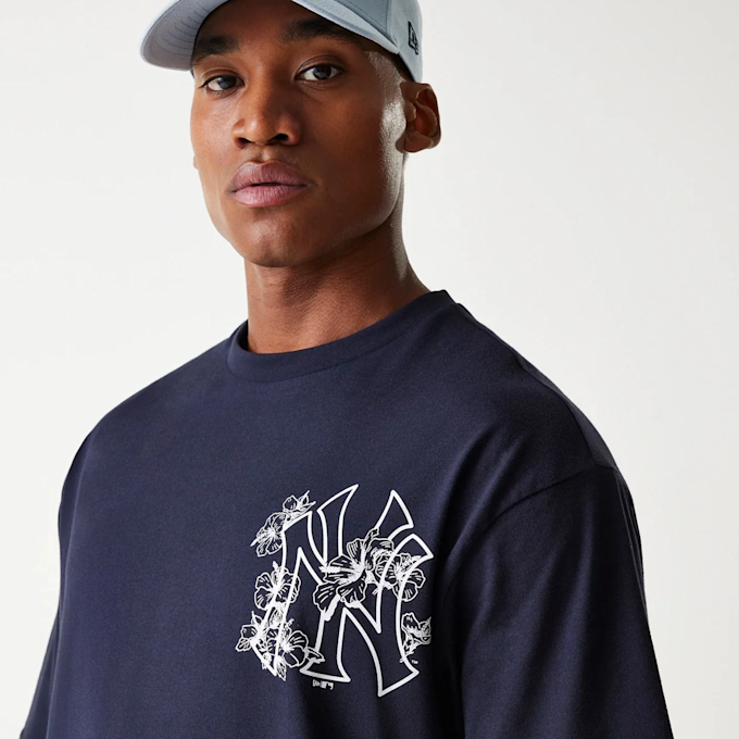 New Era MLB New York Yankees Floral Graphic Oversized Tee blauw 47729 3