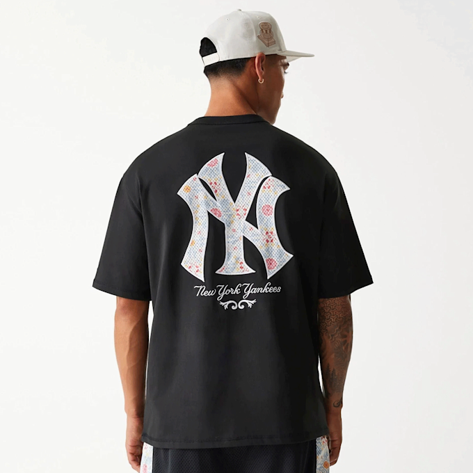New Era MLB Infill New York Yankees Oversized Tee noir 47731 1