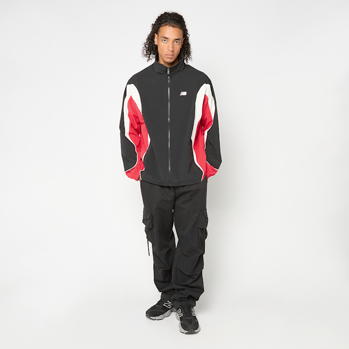 New Balance In Game Woven Track Jacket schwarz 47802 5