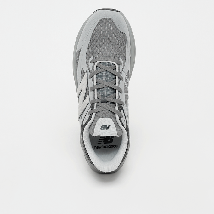 New Balance FF Trainer siva 48057 5