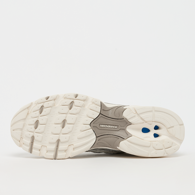 New Balance 740 white/silver TBD argento 48060 4