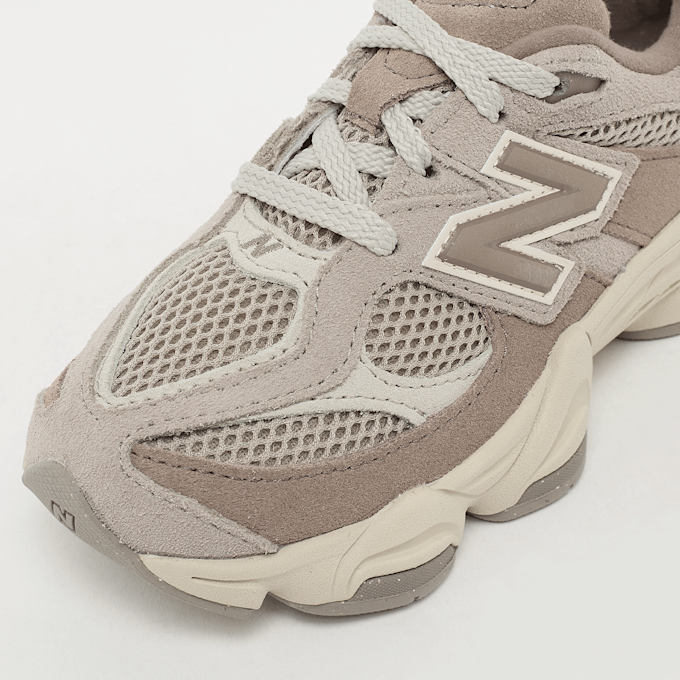 New Balance 9060 (PS) marrón 48079 6