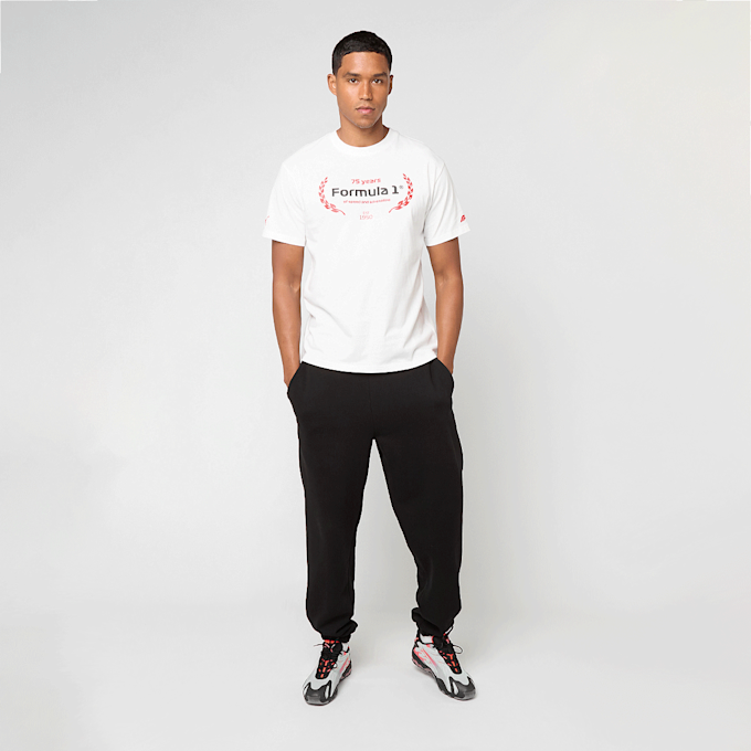 PUMA F1 Essentials Graphic Tee blanco 48429 6