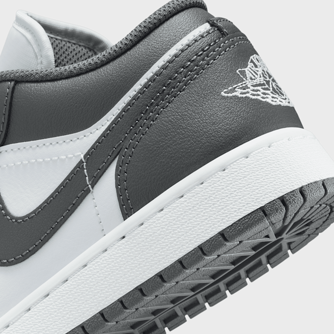 Jordan Jordan 1 Low iron grey/summit white szary 48356 8