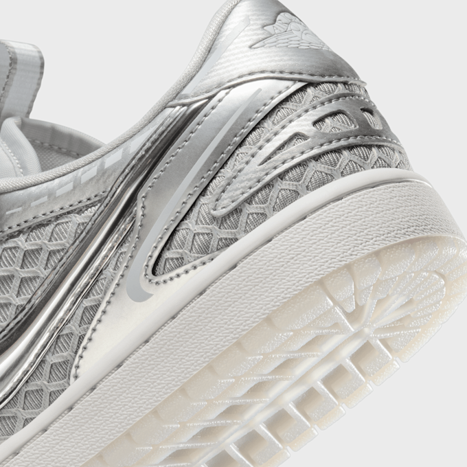 Jordan WMNS Air Jordan 1 MM Low V3 silber 48325 8