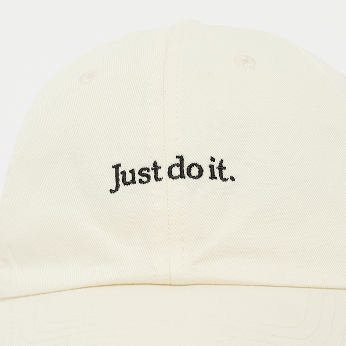 Nike U NIKE CLUB JDI CAP U coconut milk/black beige 48524 4