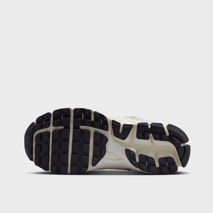 Nike Vomero 5 photon dust/chrome/gridiron/sail gris 48457 3