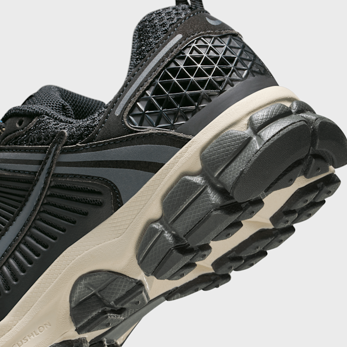 Nike Vomero 5 EE (GS) czarny 48459 8