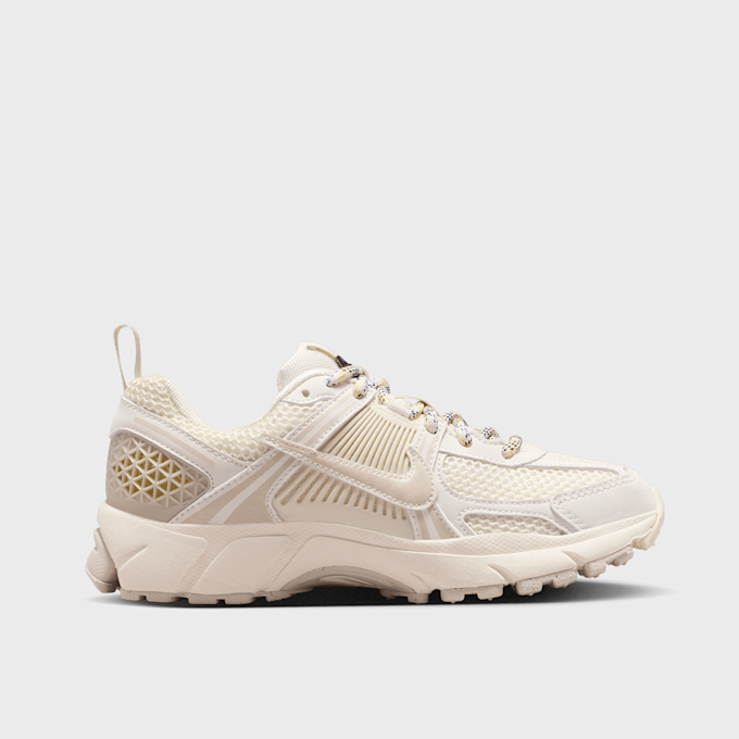 Nike Vomero 5 EE (GS) beige 48462 2