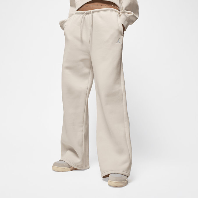 Jordan Brooklyn Fleece Open-Hem Pants bege 48453 1