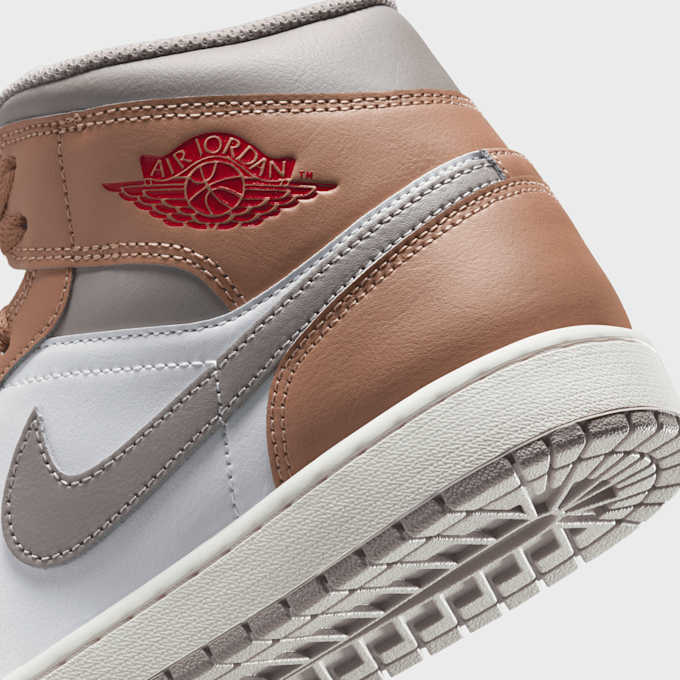 Jordan Air Jordan 1 Mid wit 48600 8