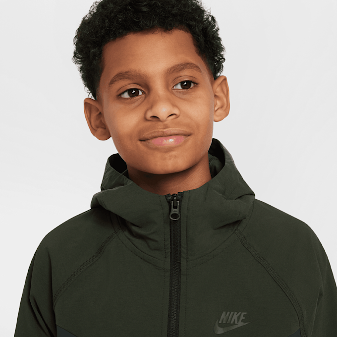 Nike Sportsweat Tech Woven Full Zip Jacket vert 48742 3