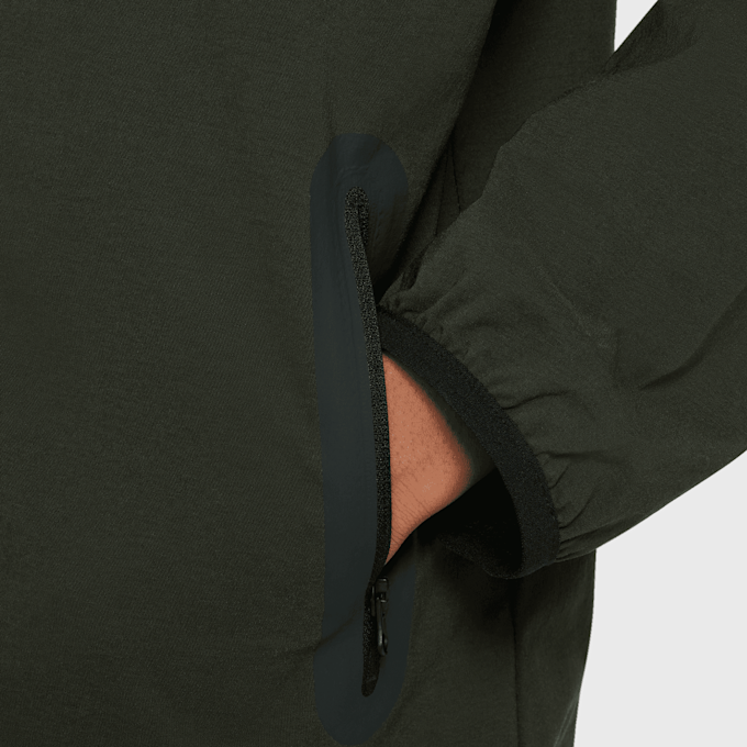 Nike Sportsweat Tech Woven Full Zip Jacket verde 48742 5