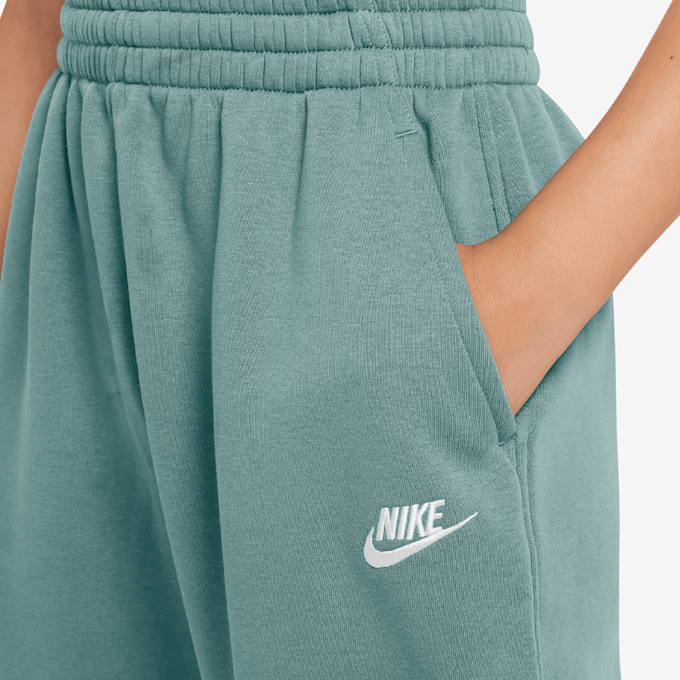 Nike Sportswear Club Fleece Loose Pant zielony 48743 3