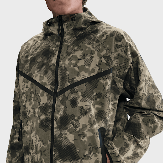 Nike M NK TECH WVN JKT GX AOP neutral olive/black camo 48804 3