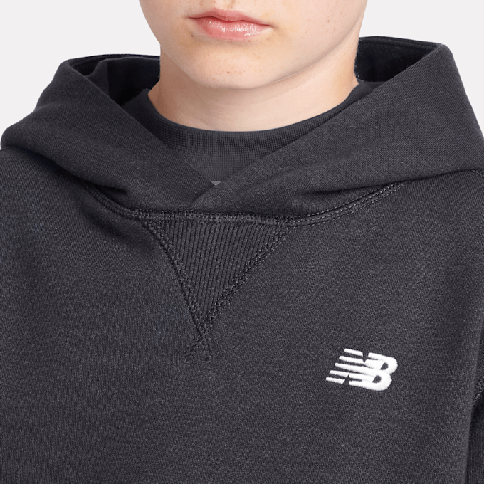 New Balance Boys French Terry Small Logo Hoodie noir 48980 4