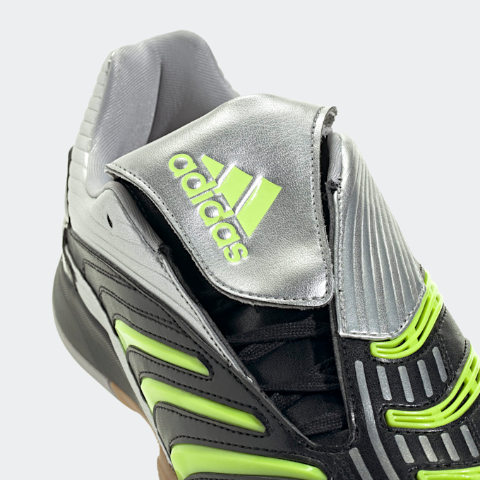 adidas Originals Predator Sala core black/zero met./lucid red czarny 49171 7