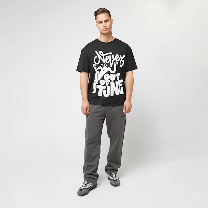 Mister Tee Never Out Of Tune Oversize Tee crna 49260 4