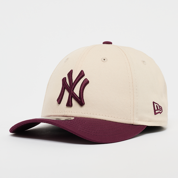 New Era 9FORTY MCROWN New York Yankees light cream/burgundy beige 49286 1