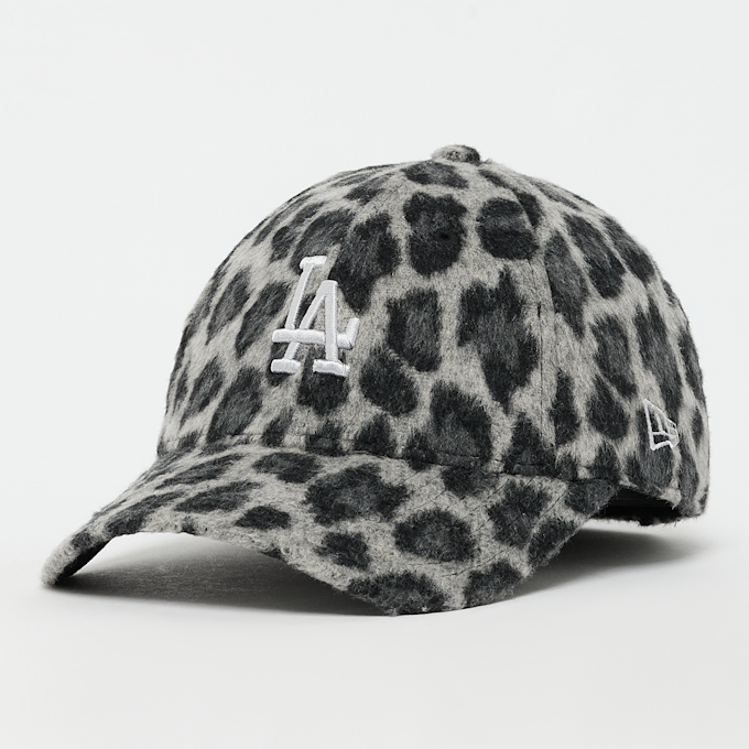 New Era Female 9Forty Cosy Animal Los Angeles Dodgers multicolor 49330 1