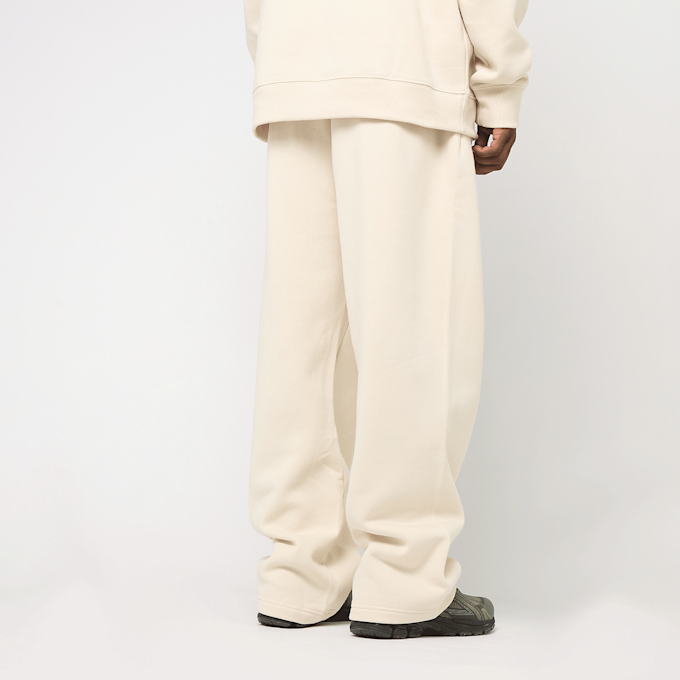 New Balance Sport Essentials Wide Leg Fleece Pant beige 84588 2