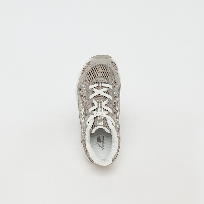 New Balance 740 beige 84676 5