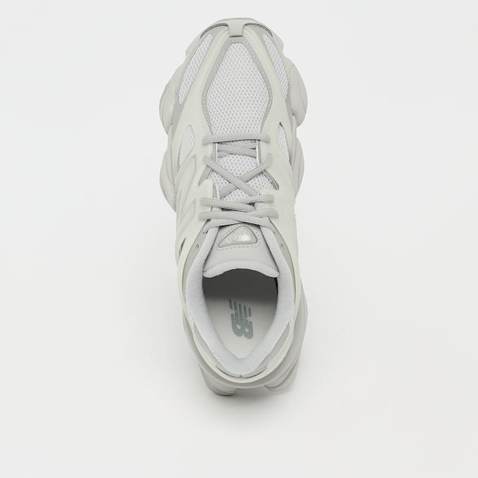 New Balance 9060 beż 91160 5